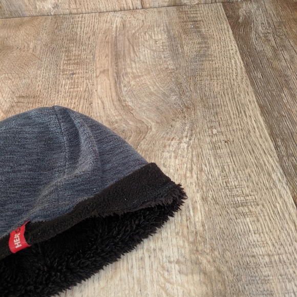 Heat Core Sherpa Style Hat Cap - Picture 4 of 4